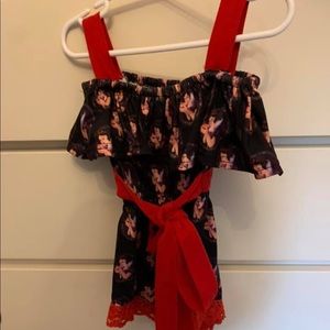 Snow White shorts jumper